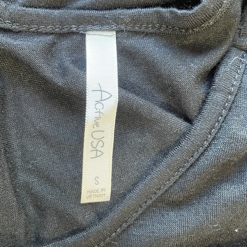 Active USA Womens Small Black Criss Cross Cut Out On Back T-Shirt Short‎ Sleeve - Picture 5 of 8